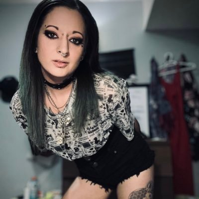 Azraellxx Profile Picture