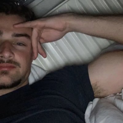 + white nike socks
+ jockstraps
+ twinks en jocks
192cm/76kg/athletic/20-21cm dick/vers-top
date? dm = open, HMU!