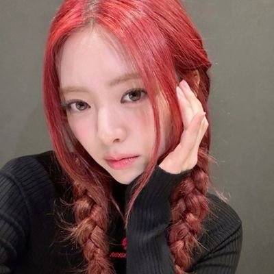 twentyuna's profile picture. 
