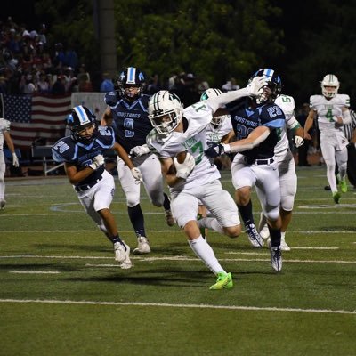 York High School | 2025 WR/ATH | #17 | 4.1 GPA | 6’1 / 190lbs | 76” wingspan | Email: helmfintan@gmail.com | NCAA ID# 2302782715