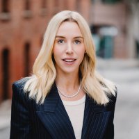 Lizzy Naimi (@lizzysbates) 's Twitter Profile