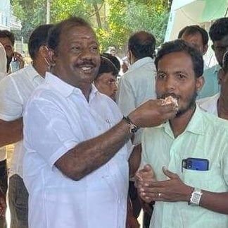 melantal184782's profile picture. 