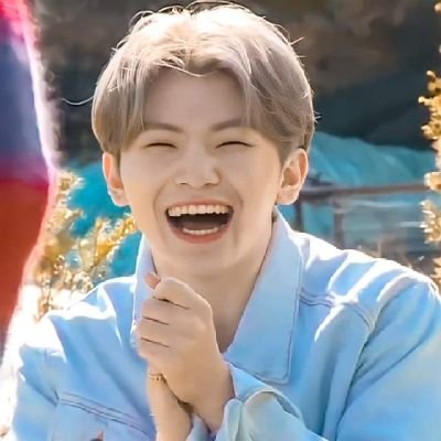 ▪︎~ Fan account ~▪︎
Woozi es como una freidora de aire - Seokmim 2021
• Carat 💎
• Support en mis chicos de Iland 🤧🧡