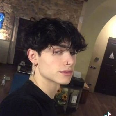 Alexromnv's profile picture. 🇦🇷/🇷🇺

~rol account~