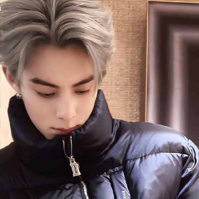 personal account | multi stan | random tweets | I like what I like | This is my house ~