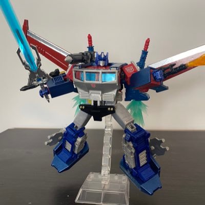 I create 3D printable upgrade kits for Transformers and do some customs.