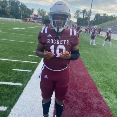 Gardendale HS / ' 27 / 5’11 / 205 / DE / Gmail mlshelley7007@jefcoed.com