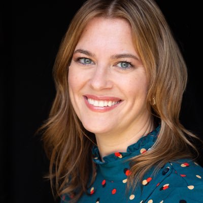 ErinRodriguez27's profile picture. Proud Principal at Naper Elementary | Naperville, IL | District 203