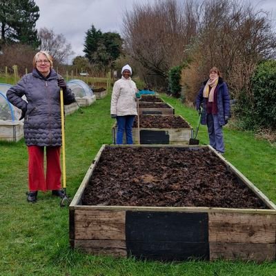 A community food growing project with regular workshops and activities. Mon weds Fri 10-4 and sat 1-4 Austin street bulwell NG6 9JU charity number 1160072