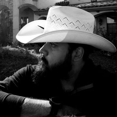 PhD student @UCSF|Developmental & Stem Cell Biology | Just a simple Mexican man trying to make his way in the universe