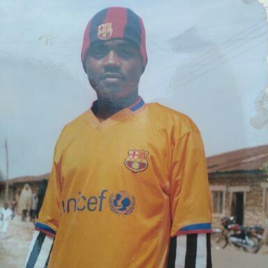 I'm Barcelona fans and good personality and gentlemen friend and sister friend we have experience in all the way up to give Marquis coach Barcelona