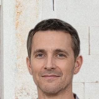 FVanzx's profile picture. Fede nella Scienza, Speranza alla sanità, Credo in un mondo in fiamme democratiche