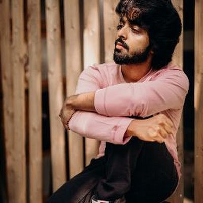 JeevaJeeva15929's profile picture. Land on 2003 December