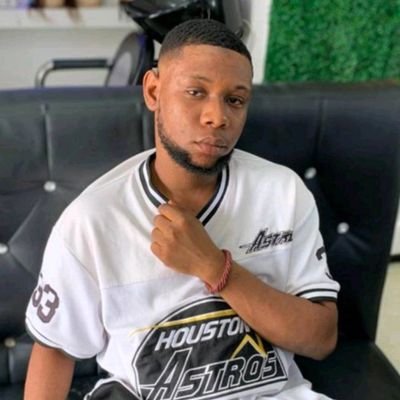 eminentbobo11's profile picture. I am peaceful and loving.
But I still broke 😥
Praying for better days🙏
Eminent cares 🤍