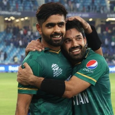 You are always our kaptaana@babarazam❤️
Rizwan is our superman💗
You both are our gems💙
Stay strong#bobbyking #rizwansuperman #rizbar