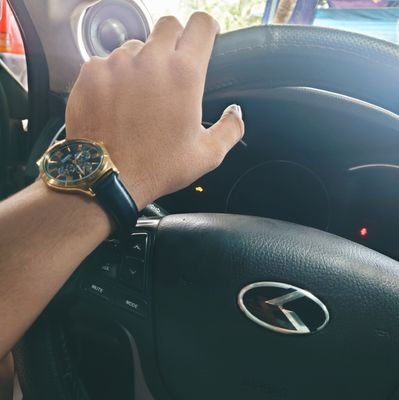 NgHoaiDKG's profile picture. Thích phá ô tô, sửa ô tô, và bán ô tô 😎