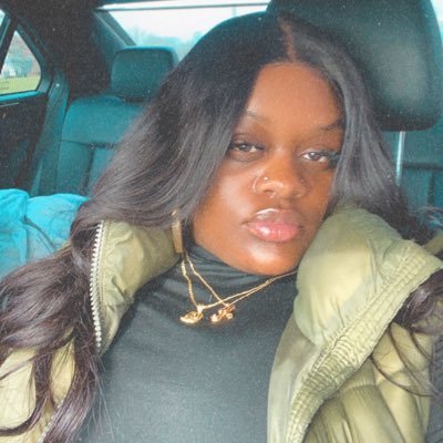 itsMcKenzie2x3's profile picture. 2️⃣2️⃣2️⃣