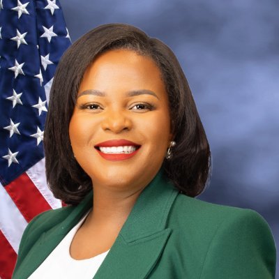 Small Business Leader | Wife | Mother | Advocate

Democrat Running for Congress in Maryland District 5

🏆 Leadership with Care