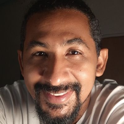 anttoniofierro's profile picture. Generalista 3d (blender), ilustrador, prop máster, titiritero, emprendedor.