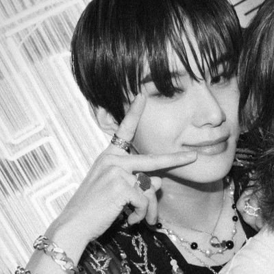 jungwoob0y's profile picture. want to see more #정우 on my timeline 🐾 | sijeuni since 2018 and still counting | #FreePalestine