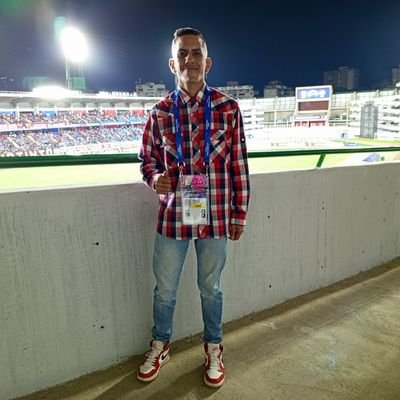 Venezolano - caraqueño 🇻🇪
Periodista deportivo