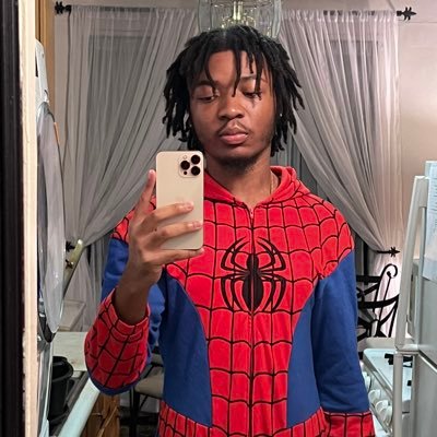 🇳🇬| sonic, naruto, dragon ball, and spider-man autist 👍🏽 | professional retweeter and shitposter 😼 | FREE PALESTINE 🇵🇸| 👇🏽T W I T C H I N B I O