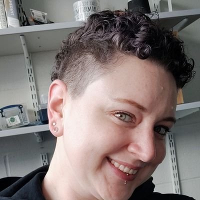 Lecturer - Electronic Engineering. They/her.
'akward woman' - randommer on the internet.
Unpopular opinions/views are my own