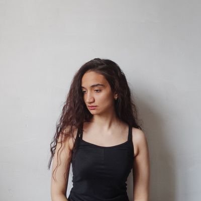 anomamoha's profile picture. نوه‌ی هوهو خان،بادِ مهربان!