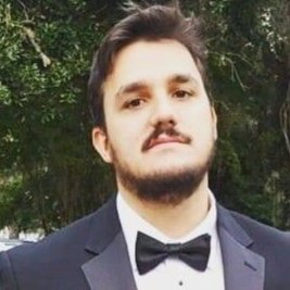 Communications Major GMU | Restaurant Manager at BGR The Burger Joint | Pedro Pascal Impersonator