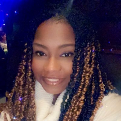 Affectionate, imaginative, intuitive and aware✨ @btsmiamishow Program Manager 🎬 & Industry Consultant 🔌Singer 🎙Songwriter 📝 and so much more 👑