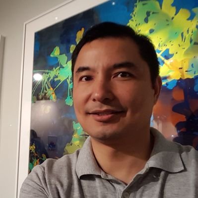 XpatXavier's profile picture. 