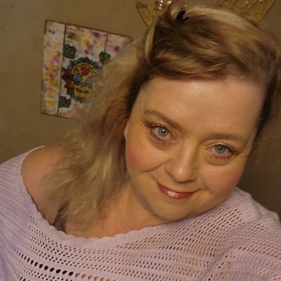 mellow_yellow07's profile picture. 