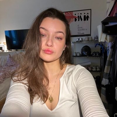 celiabua Profile Picture