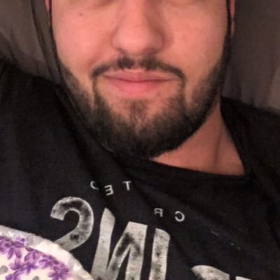 dusuncesizoglak's profile picture. Kendi halinde bir deli - #GALATASARAY #mühendis #istanbul #tekirdağ #takipetakip