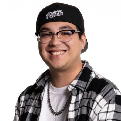 aramirez_209's profile picture. Cannabis Journalist/Copyeditor ✍️🍃Hip-Hop Videographer/Photographer🎤📸 News Producer 🎬📰