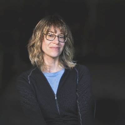 Julia Scott Profile