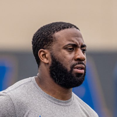 @uclafootball Running Backs Coach | Baton Rouge native | ΩΨΦ | U.S. Naval Academy alumnus