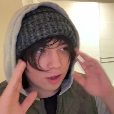 Evans alenisさんのプロフィール画像