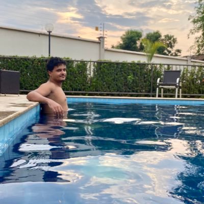 wenderstefany's profile picture. As flores mais bonitas nascem onde ninguém cultivou.