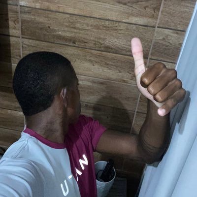 𝐐𝐮𝐞 𝐚 𝐩𝐚𝐳 𝐩𝐫𝐞𝐯𝐚𝐥𝐞ç𝐚 🕊️
Tio ama muito Micael é Miguel ❤️🥰👶🏼
@flamengo❤️🖤