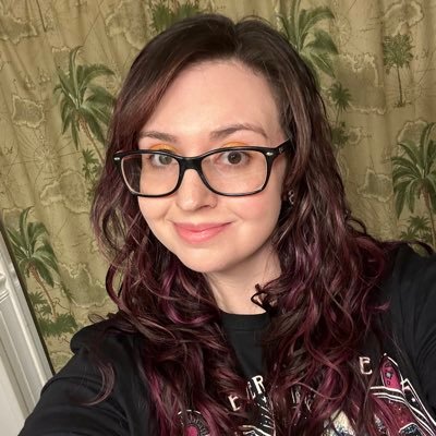 Ashleynwndrlnd's profile picture. Nerd 🤓 Con Attendee. Toddler Tamer aka Daycare Teacher 🧑‍🏫