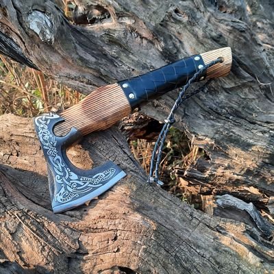 AhmadRa23244292's profile picture. I am a knife maker
all kind of knife
axe sword,huntingknife,razor,Chefset knifes,foldingknife