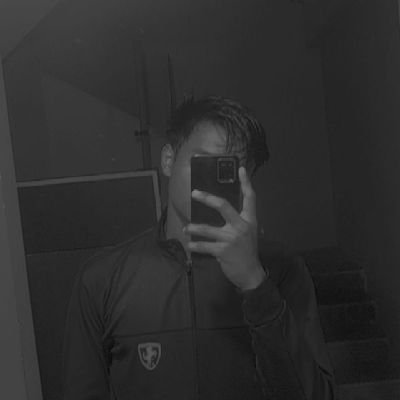 AmanShinga56221's profile picture. I play with computers👨💻 | busy in my own world 🌐|#football #games #programmer