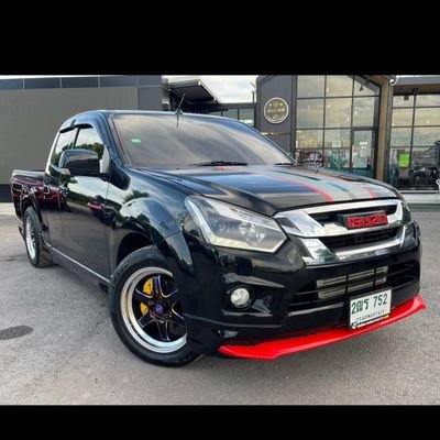 mr_vththi's profile picture. 