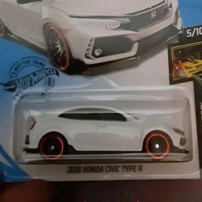 Ihatezuck's profile picture. Proud owner and founder of Paradise Lake