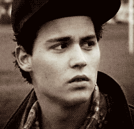 ''Há um passeio em mim que não me permite fazer certas coisas pelo caminho mais fácil.'' Johnny Depp. ~Since: 07/09/11~
