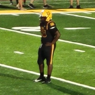 tr0yhar's profile picture. Mountain Pointe HS 🦁 | 🎓 C/O 2025
| LB | 5’11 | 220lbs. | NCAA ID# 2206585164