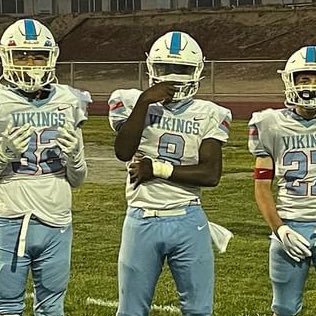 _K8Mari's profile picture. CO 26 🏈🏀 #8  running back at NSHS 5’10 173Ib