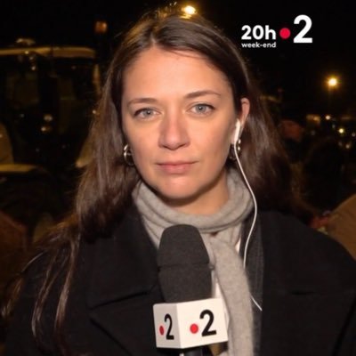 Journaliste @FranceTele - Service Enquêtes et reportages - Passée par l’Oeil du 20H