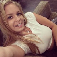 Melissa Perry (@melissppy) Twitter profile photo